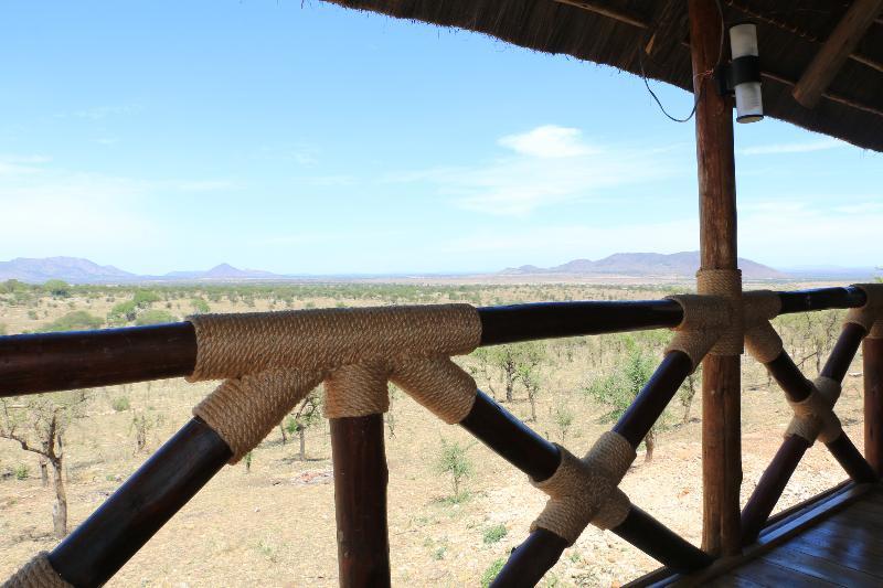 Serengeti Serena Safari Lodge מראה חיצוני תמונה